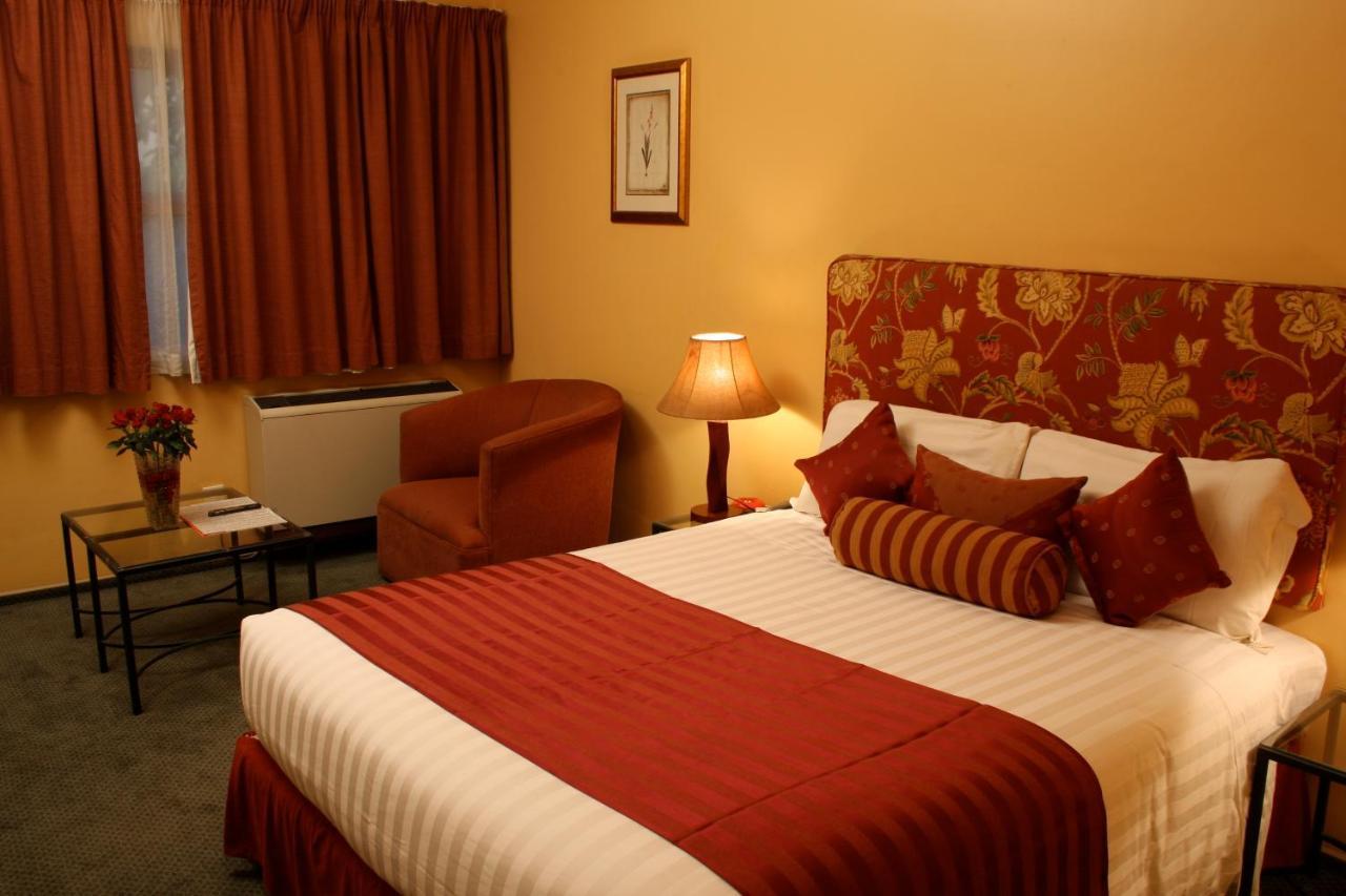 Crossroads Hotel Lilongwe Exterior foto